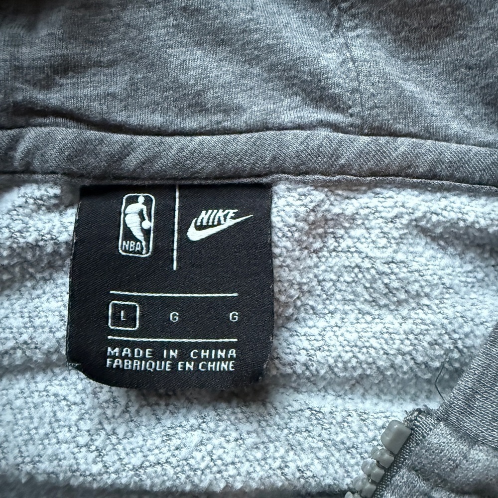 Philadelphia 76ers Gray Nike full zip Youth Size Large (adult xs)13 Colonies NBA - Picture 2 of 4